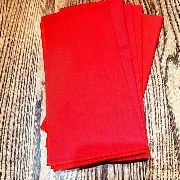 Bundle of 5 Red Napkins, 19 in.² - Picture 1 of 1